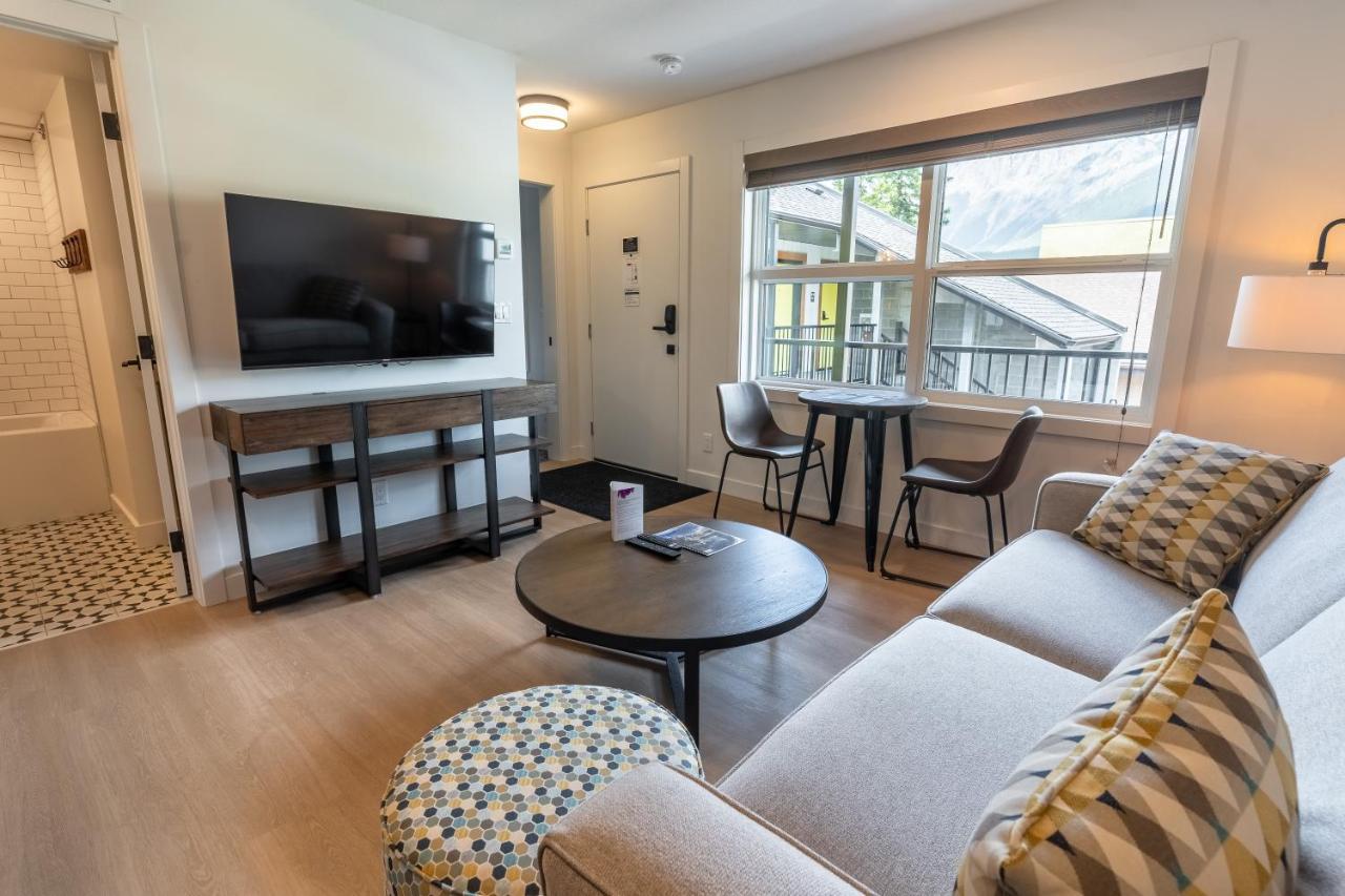 Basecamp Suites Canmore Exterior photo