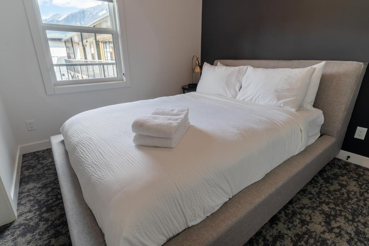 Basecamp Suites Canmore Exterior photo